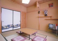 シュライン新宅
