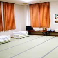 鴻南閣