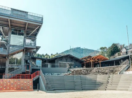 ヤマガラビレッジ